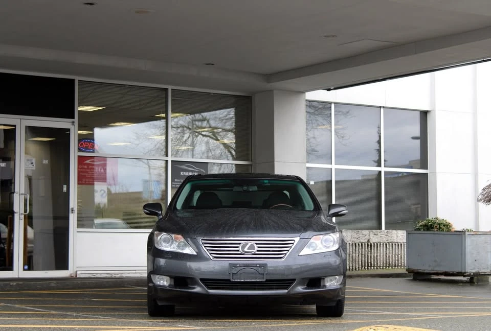 2011 Lexus LS 4th Gen - Image 2 of 20