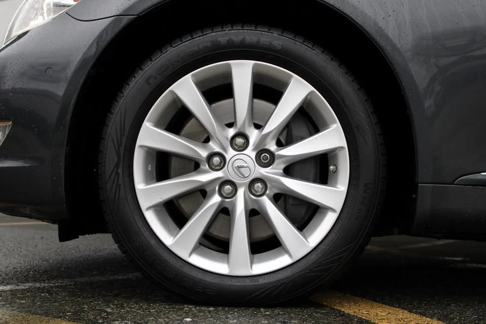 2011 Lexus LS 4th Gen - Image 7 of 20