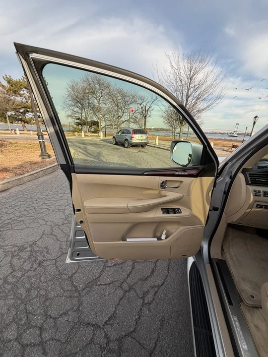 2011 Lexus LX 3rd Gen - Image 14 of 19