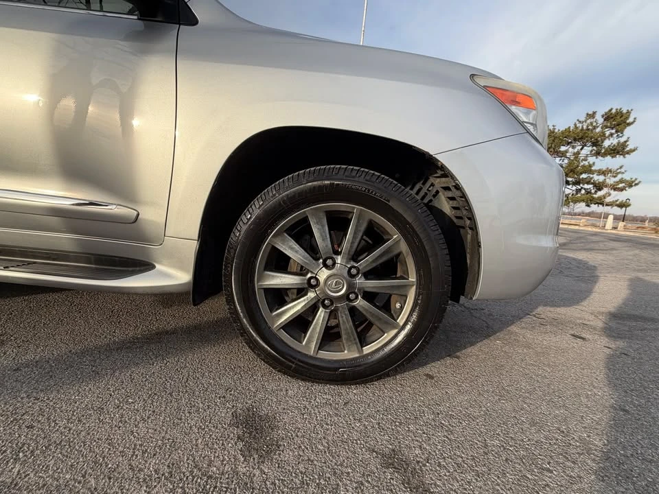 2011 Lexus LX 3rd Gen - Image 4 of 19