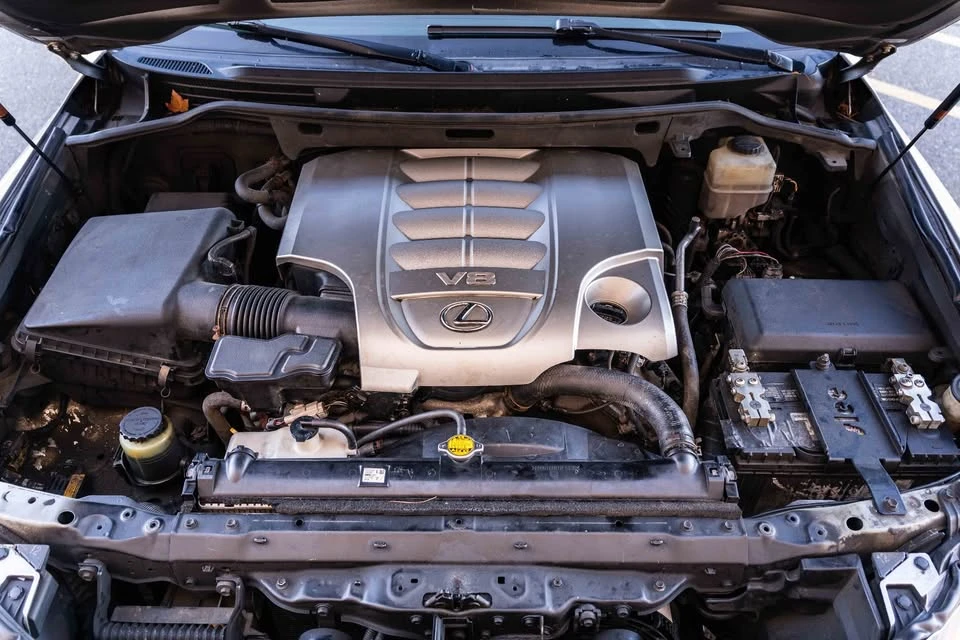 2011 Lexus LX 3rd Gen - Image 19 of 20
