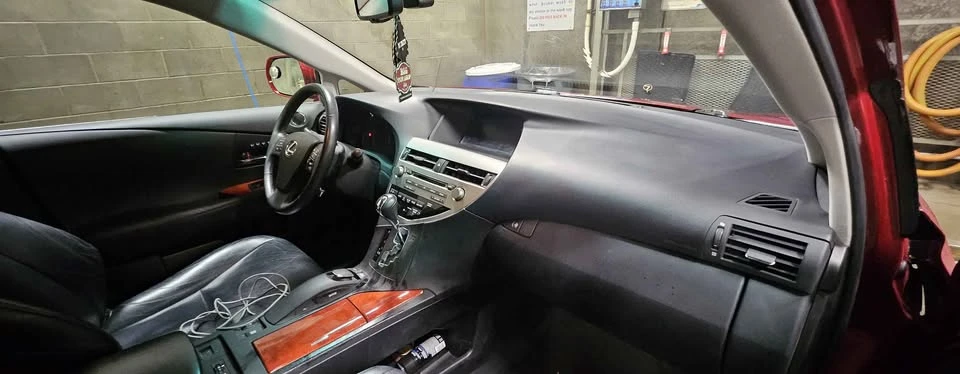 2011 Lexus RX 3rd Gen - Image 11 of 13