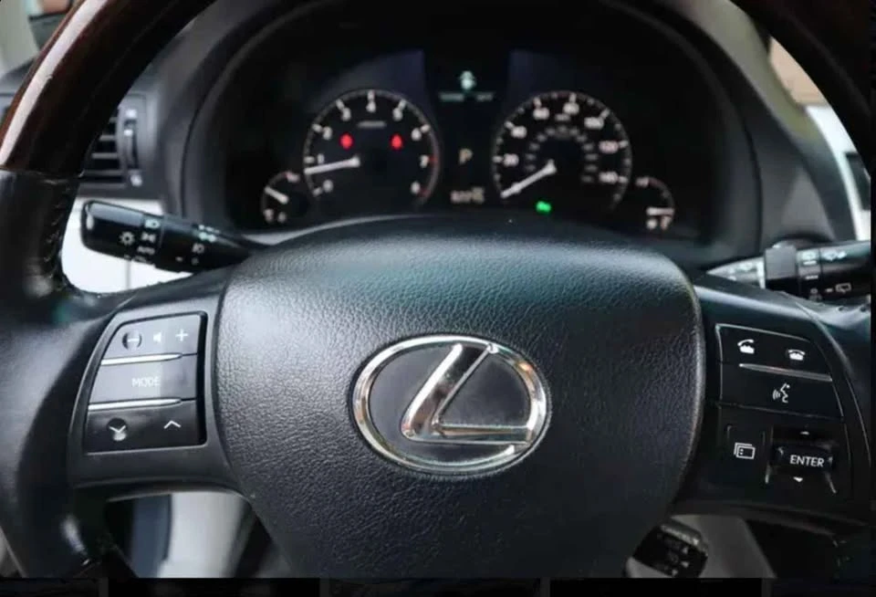 2011 Lexus RX 3rd Gen - Image 6 of 12