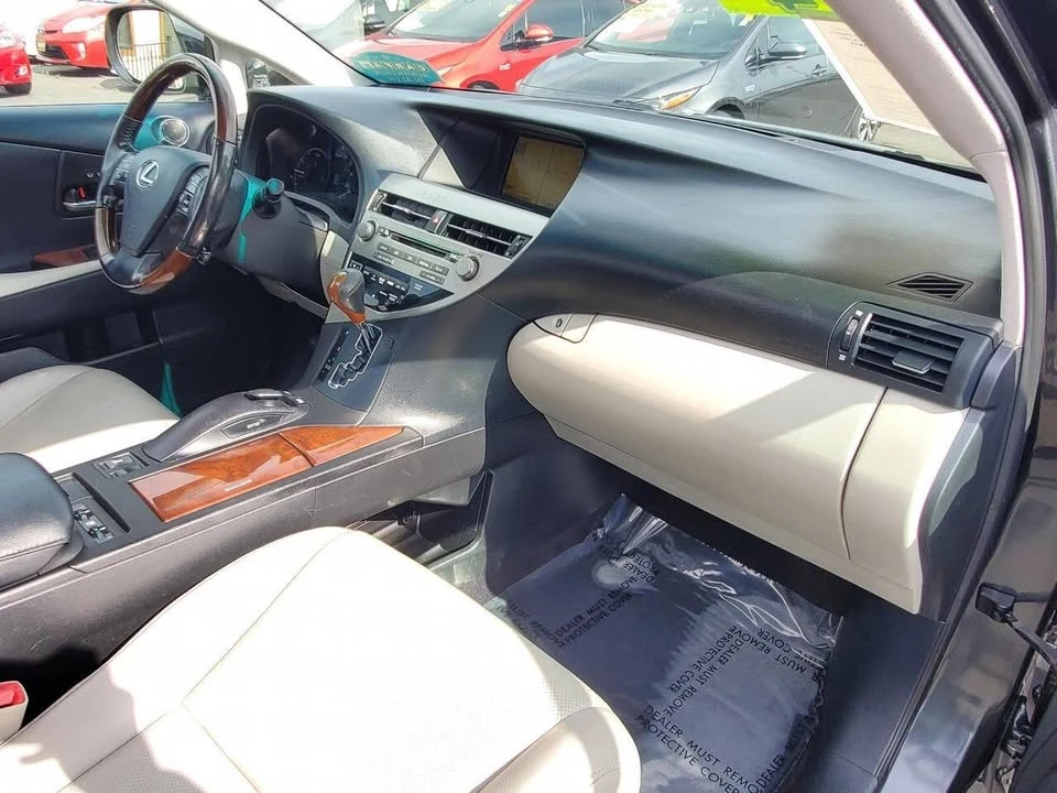 2011 Lexus RX 3rd Gen - Image 14 of 19