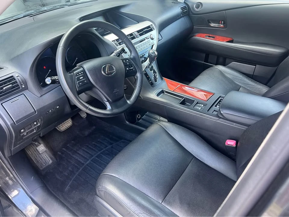 2011 Lexus RX 3rd Gen - Image 9 of 13