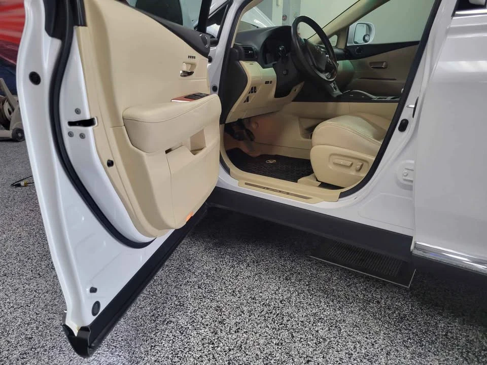 2011 Lexus RX 3rd Gen - Image 6 of 15