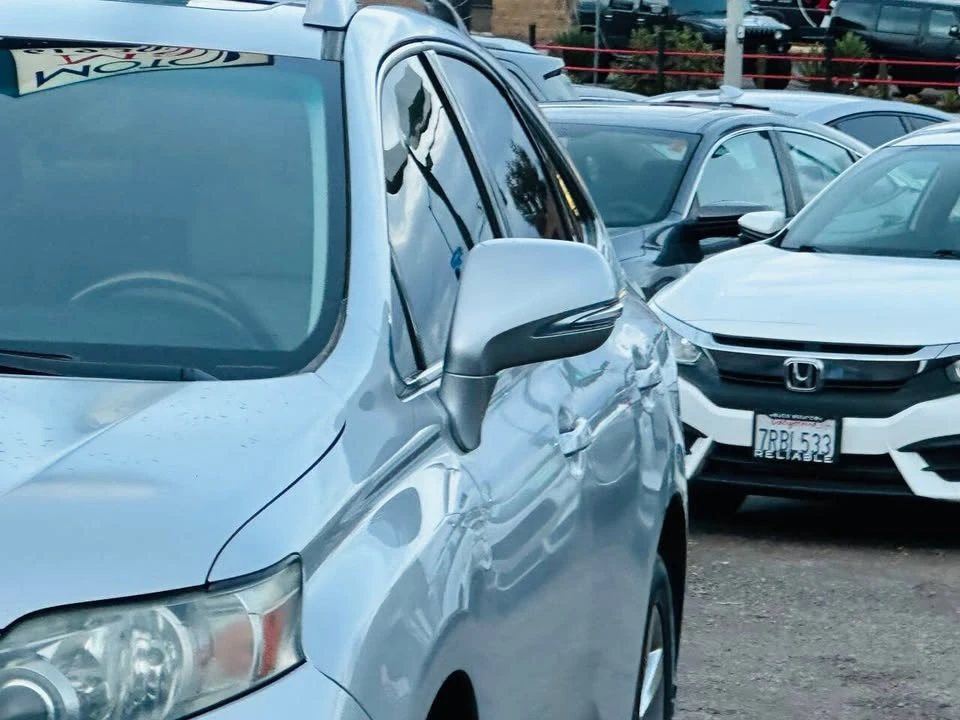 2011 Lexus RX 3rd Gen - Image 8 of 18
