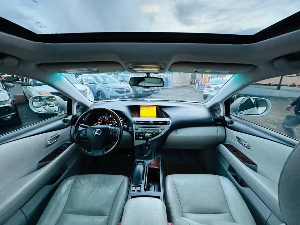 2011 Lexus RX 3rd Gen - Image 14 of 18