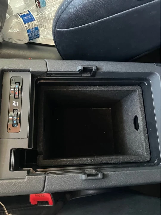 2011 Lexus RX 3rd Gen - Image 11 of 15