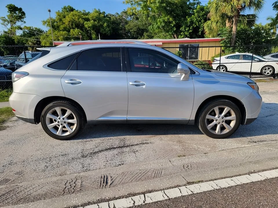 2011 Lexus RX 3rd Gen - Image 4 of 11
