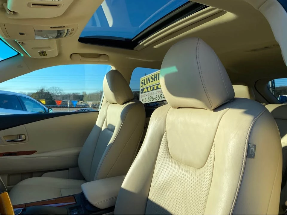 2011 Lexus RX 3rd Gen - Image 9 of 18