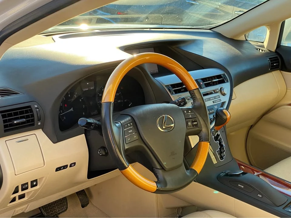 2011 Lexus RX 3rd Gen - Image 10 of 18