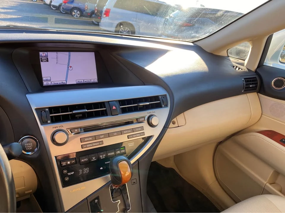 2011 Lexus RX 3rd Gen - Image 12 of 18
