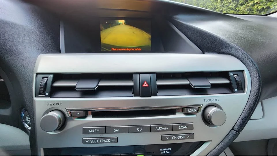 2011 Lexus RX 3rd Gen - Image 16 of 17