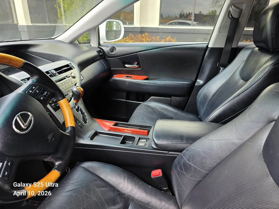 2011 Lexus RX 3rd Gen - Image 12 of 16