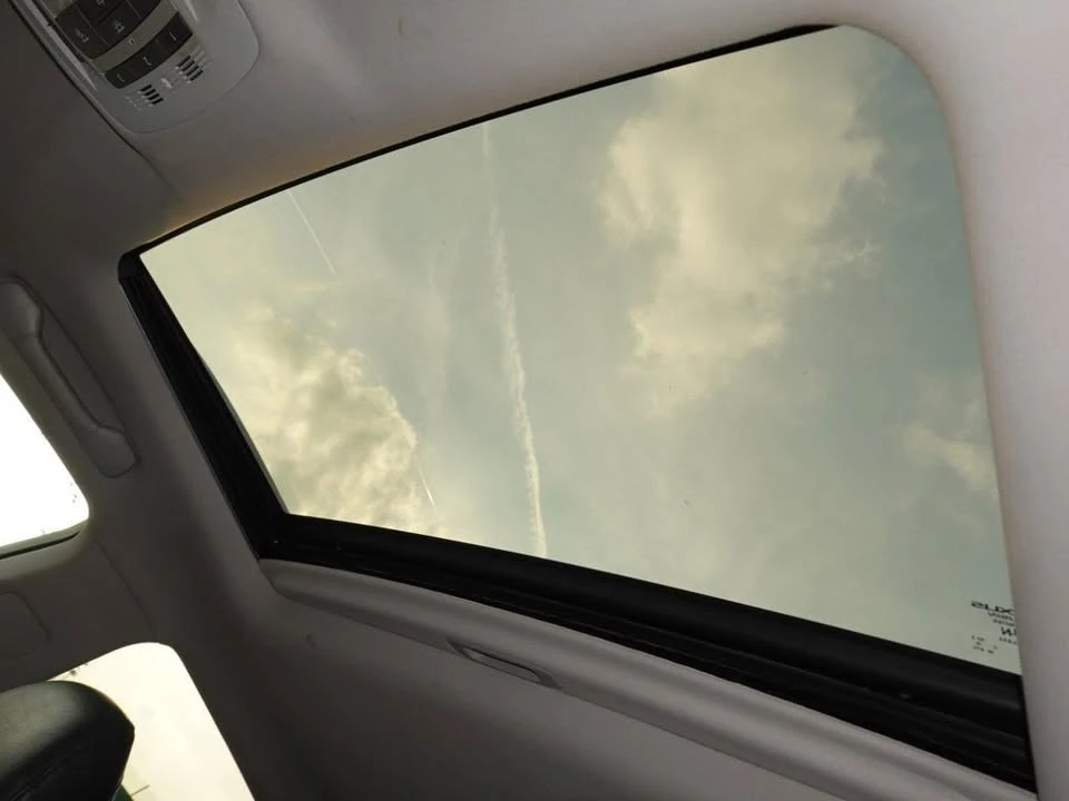2011 Lexus RX 3rd Gen - Image 5 of 9