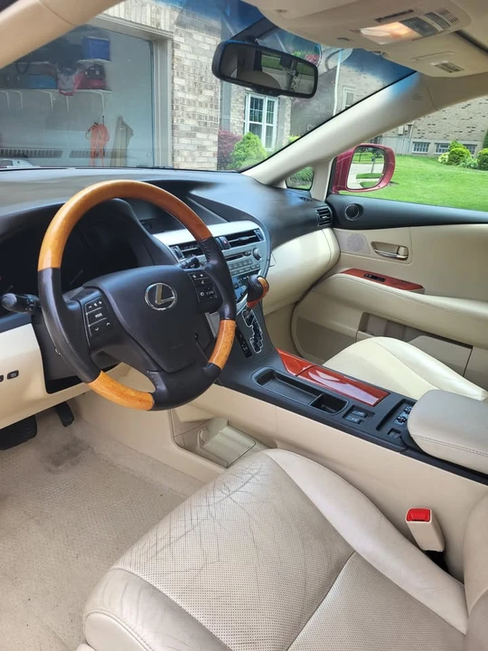 2011 Lexus RX 3rd Gen - Image 4 of 11