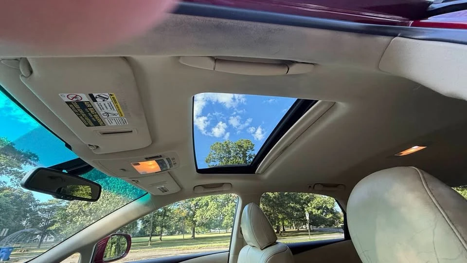 2011 Lexus RX 3rd Gen - Image 19 of 20