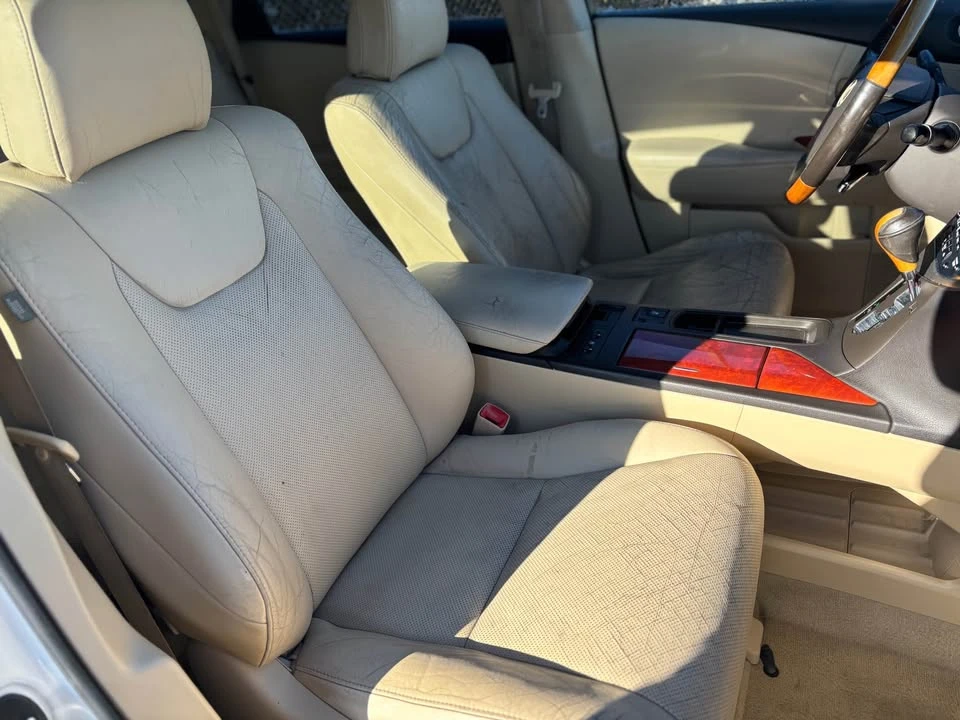 2011 Lexus RX 3rd Gen - Image 14 of 20