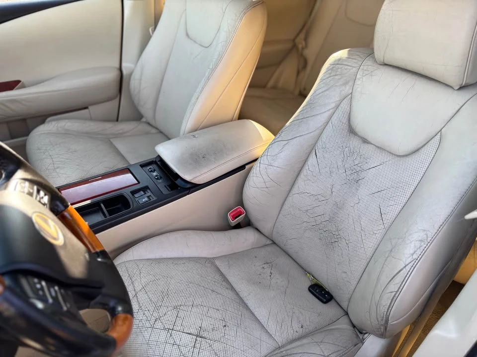 2011 Lexus RX 3rd Gen - Image 10 of 20