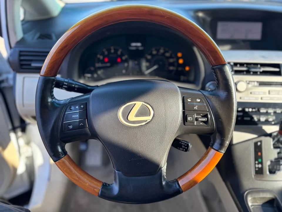 2011 Lexus RX 3rd Gen - Image 15 of 20