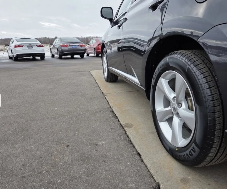 2011 Lexus RX 3rd Gen - Image 9 of 20