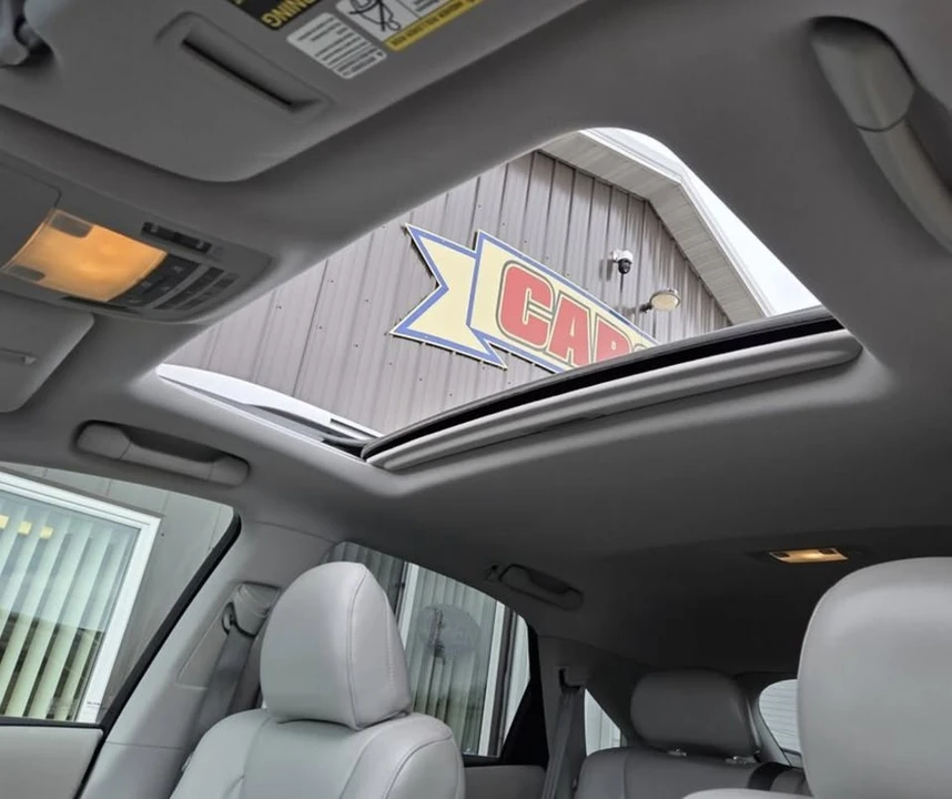 2011 Lexus RX 3rd Gen - Image 17 of 20