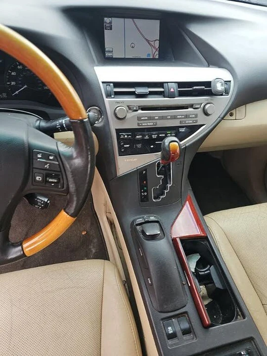 2011 Lexus RX 3rd Gen - Image 8 of 12