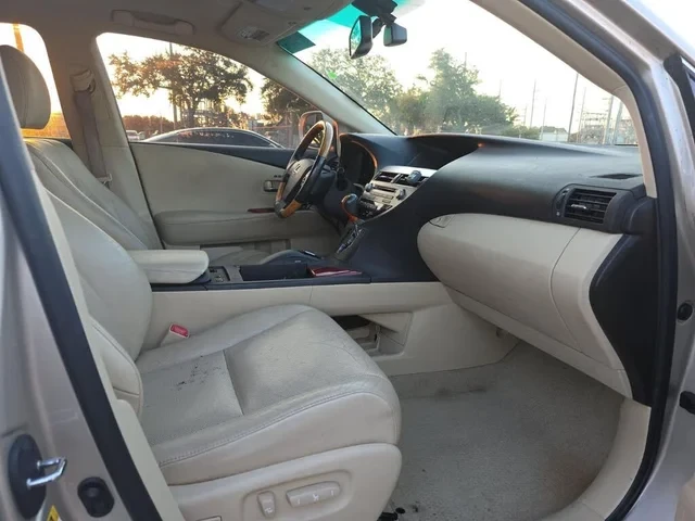 2011 Lexus RX 3rd Gen - Image 6 of 12