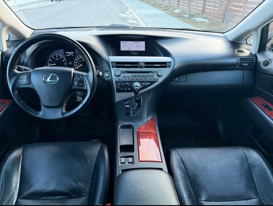 2011 Lexus RX 3rd Gen - Image 9 of 19