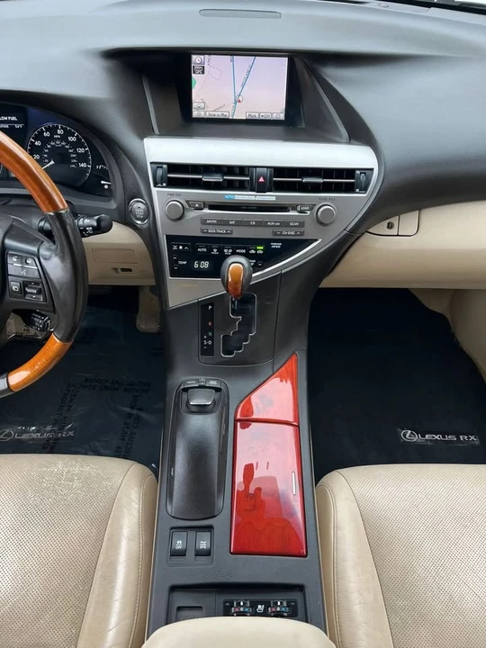 2011 Lexus RX 3rd Gen - Image 14 of 19