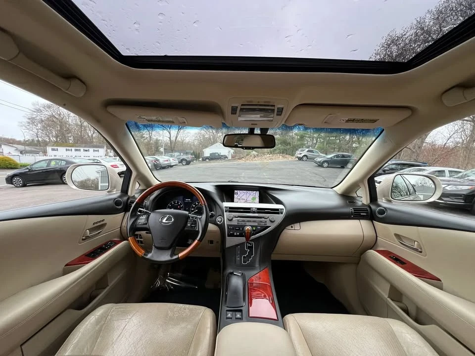 2011 Lexus RX 3rd Gen - Image 11 of 19