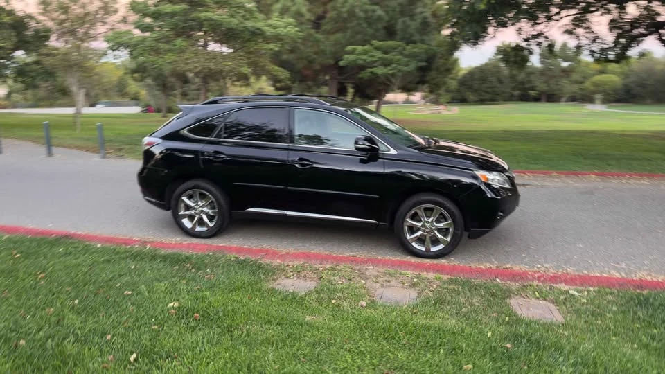 2011 Lexus RX 3rd Gen - Image 5 of 15