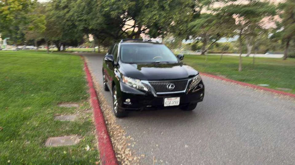 2011 Lexus RX 3rd Gen - Image 9 of 15