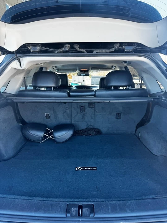 2011 Lexus RX 3rd Gen - Image 8 of 10