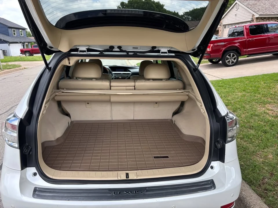 2011 Lexus RX 3rd Gen - Image 6 of 11