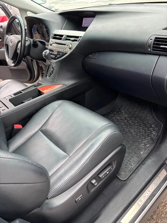 2011 Lexus RX 3rd Gen - Image 7 of 13