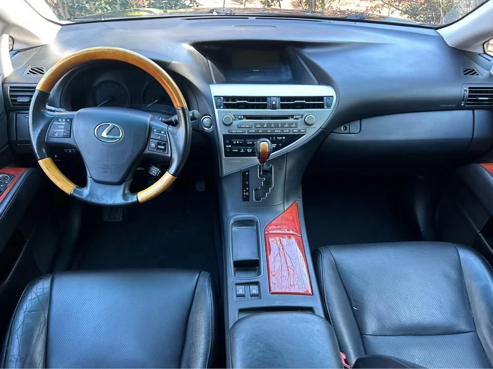 2011 Lexus RX 3rd Gen - Image 11 of 18