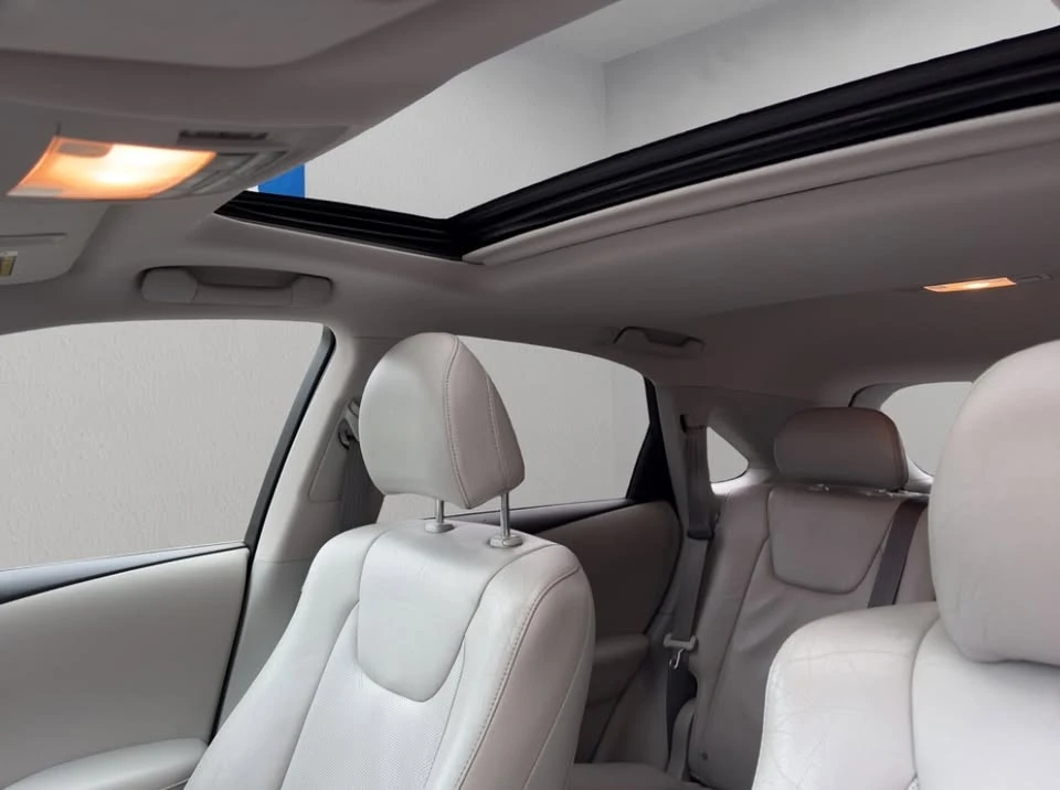 2011 Lexus RX 3rd Gen - Image 4 of 7