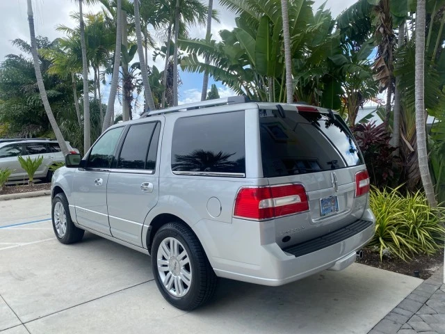 2011 Lincoln Navigator 3rd Gen - Image 6 of 21
