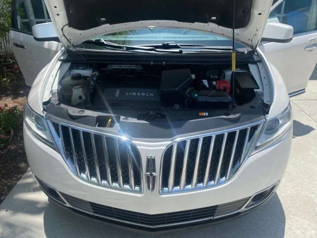 2011 Lincoln MKX - Image 18 of 21