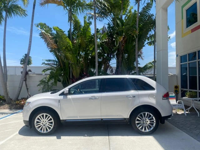 2011 Lincoln MKX - Image 5 of 21