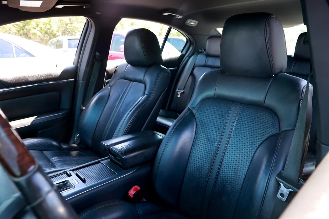 2011 Lincoln MKS - Image 6 of 12