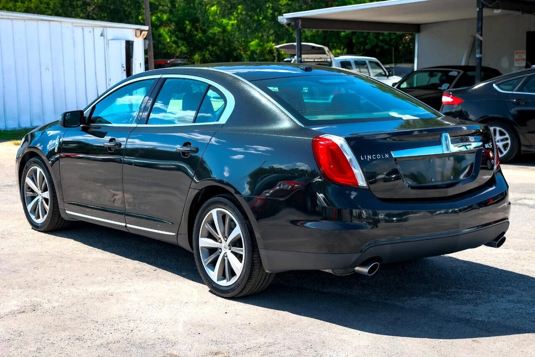 2011 Lincoln MKS - Image 5 of 12