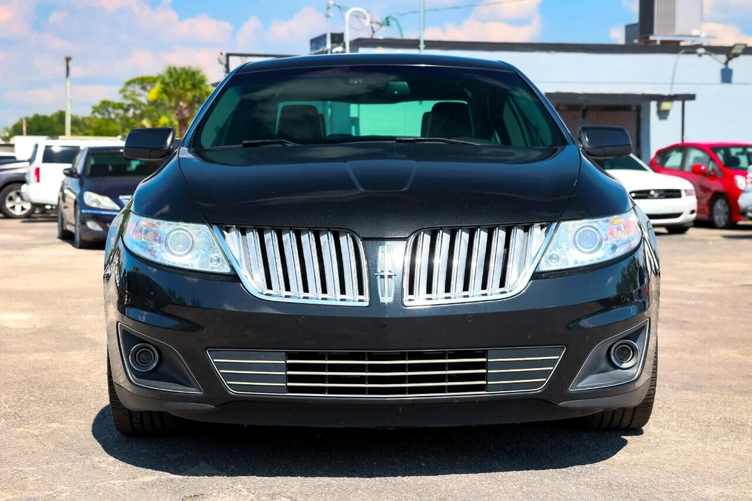 2011 Lincoln MKS - Image 17 of 21
