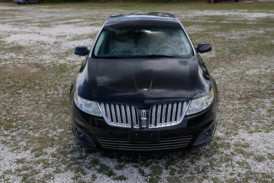 2011 Lincoln MKS - Image 17 of 21