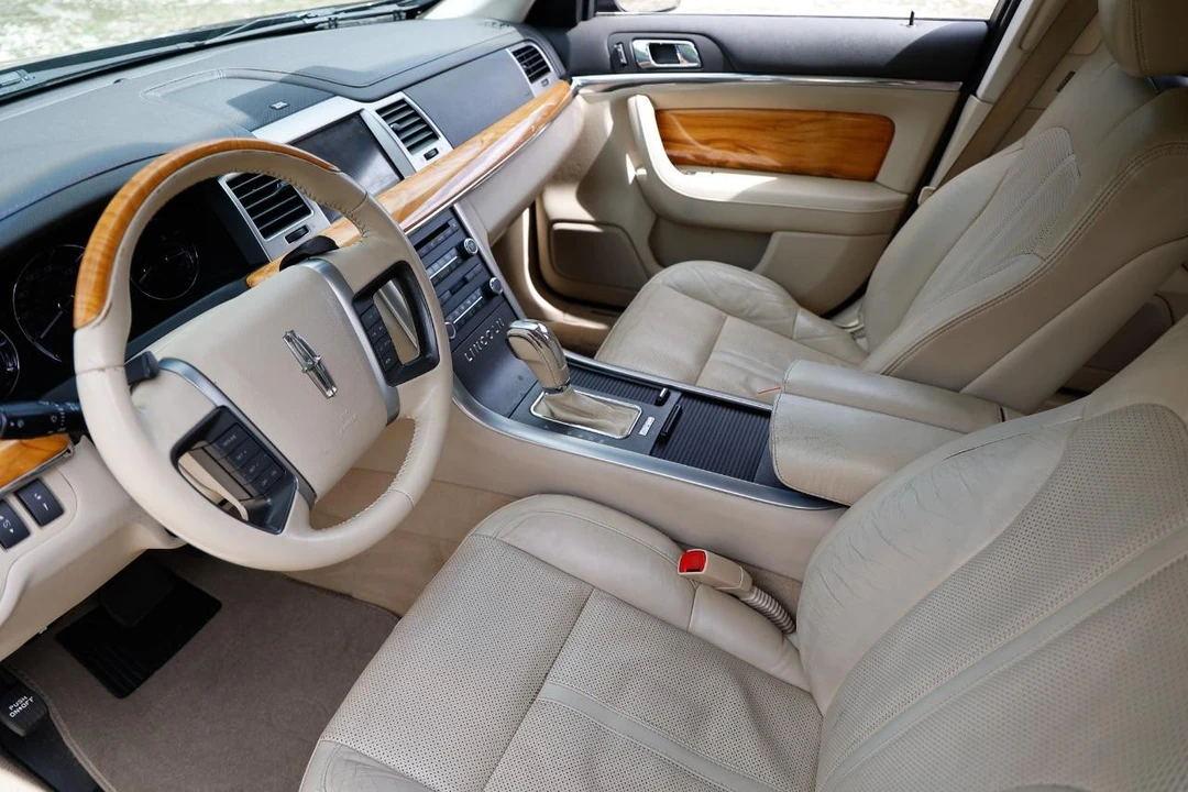 2011 Lincoln MKS - Image 4 of 21