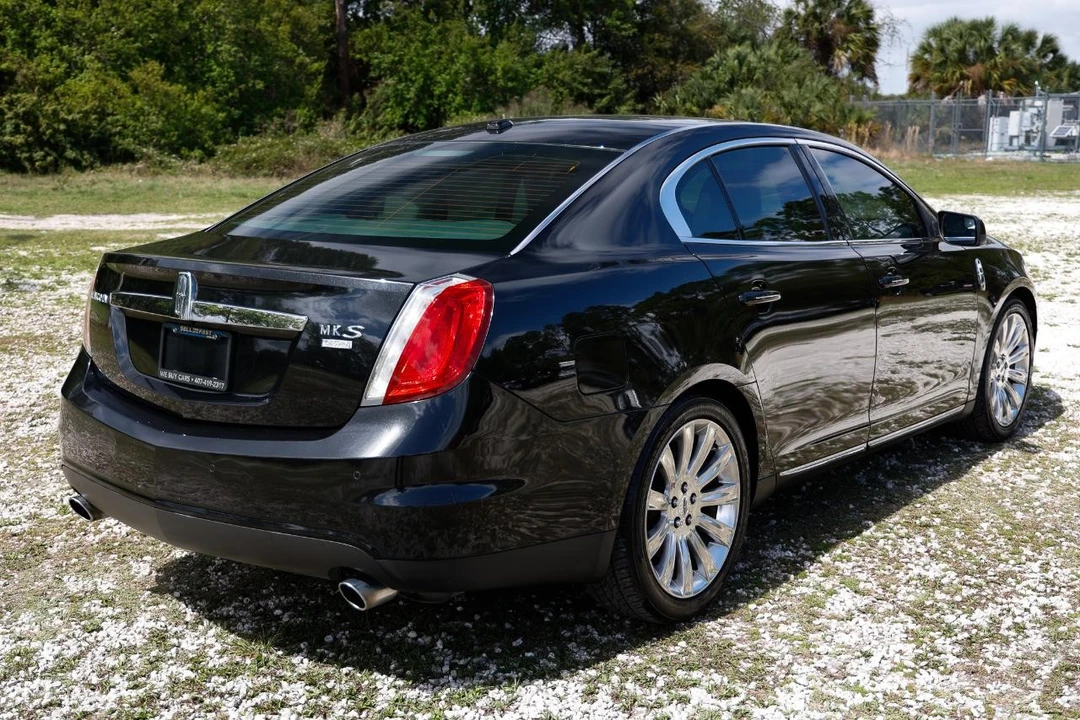 2011 Lincoln MKS - Image 11 of 21
