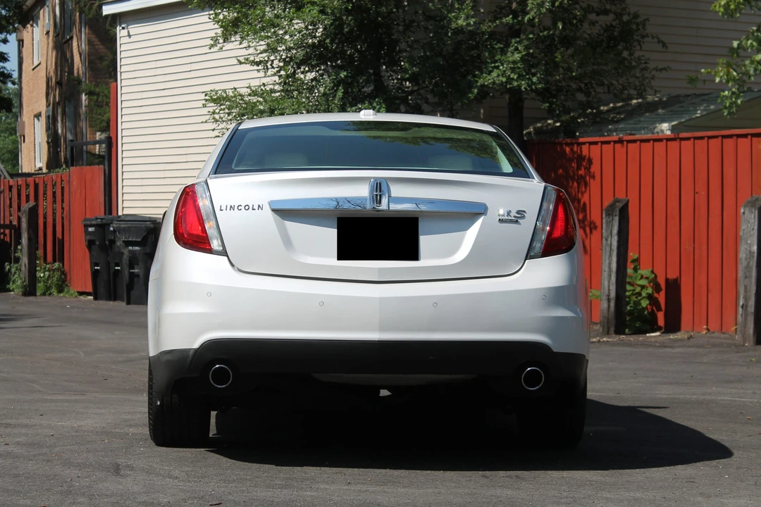 2011 Lincoln MKS - Image 16 of 31