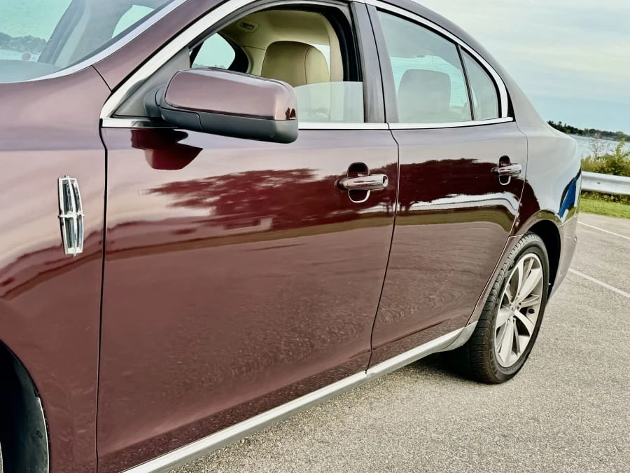 2011 Lincoln MKS - Image 14 of 25